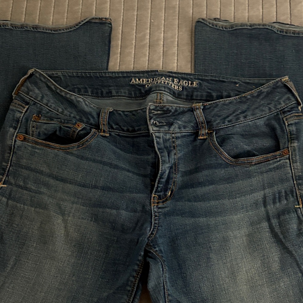American Eagle Outfitters Women's Dark Blue Straight Leg Jeans